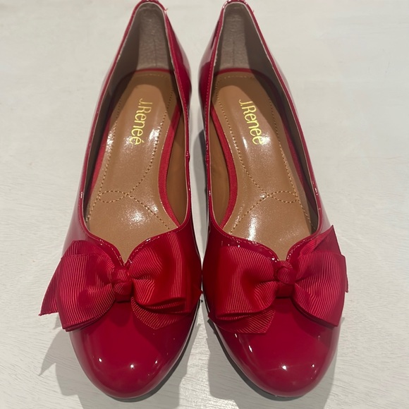 J. Renee Cameo-Pared Red Shoes